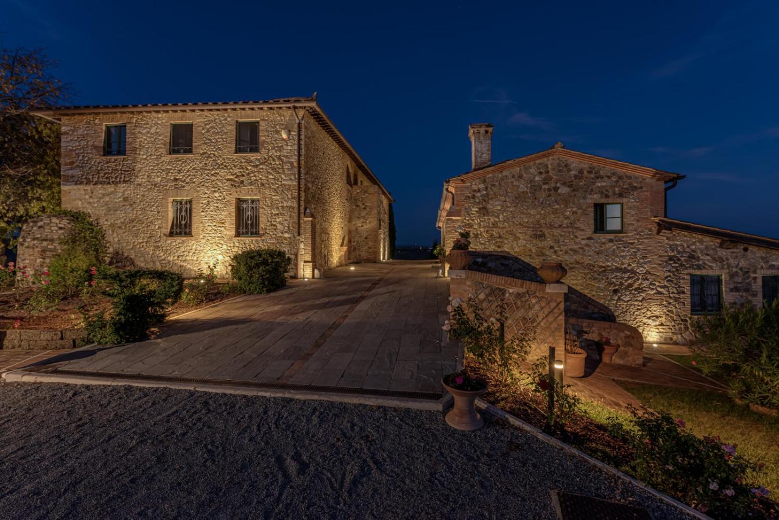 Villa Il Castagno Wine & Resort Siena Buitenkant foto