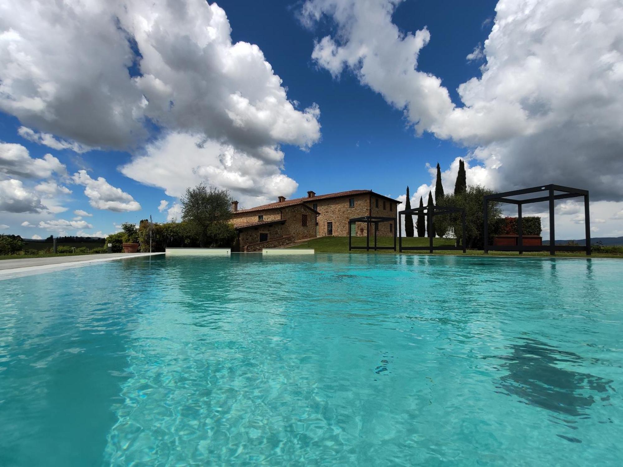 Villa Il Castagno Wine & Resort Siena Buitenkant foto